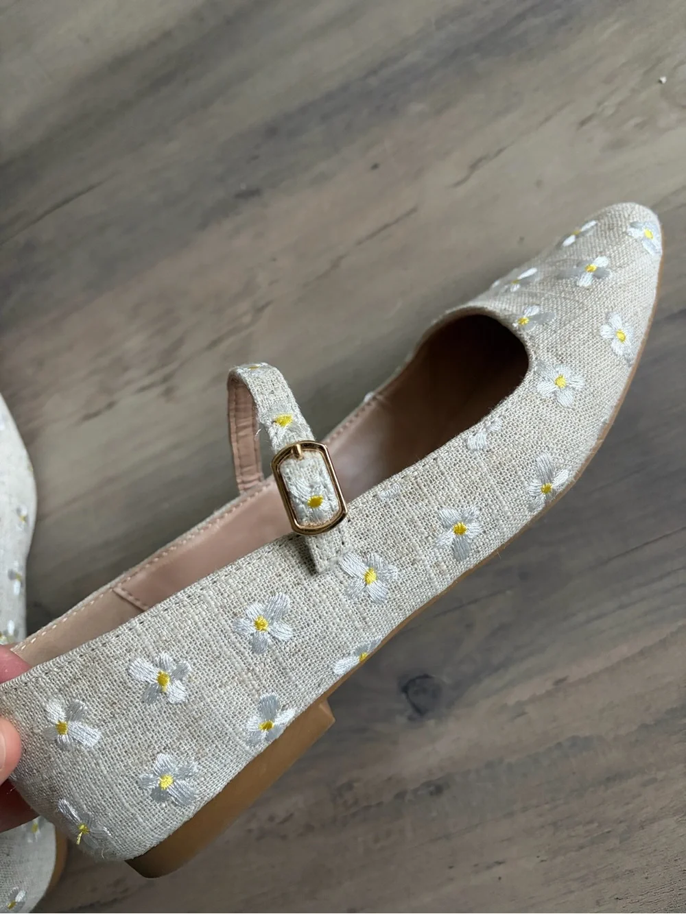 Steve Madden Beige Embroidered Floral Mary Jane Flats